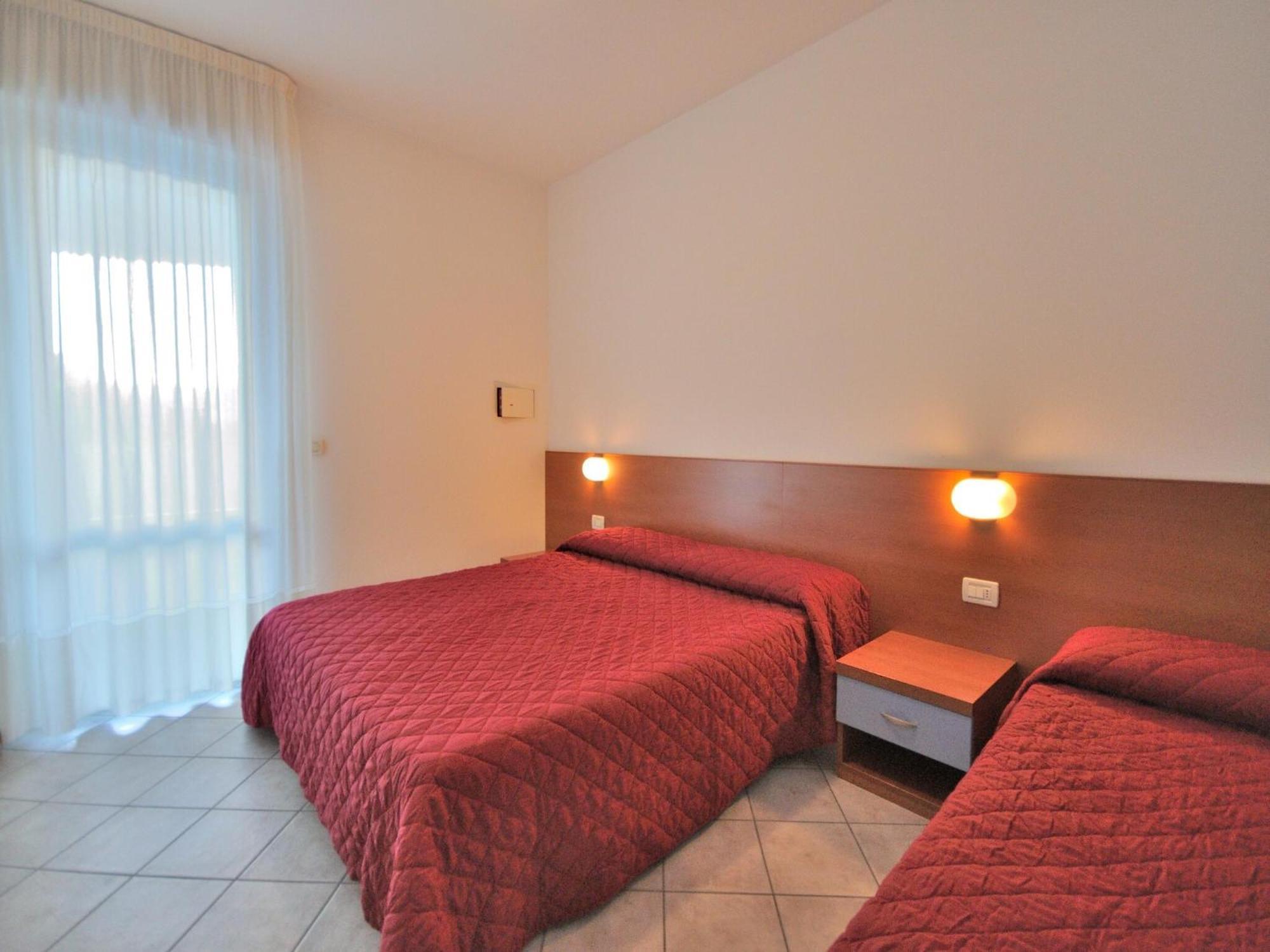 Apartment In Bibione Spiaggia Near The Beach エクステリア 写真