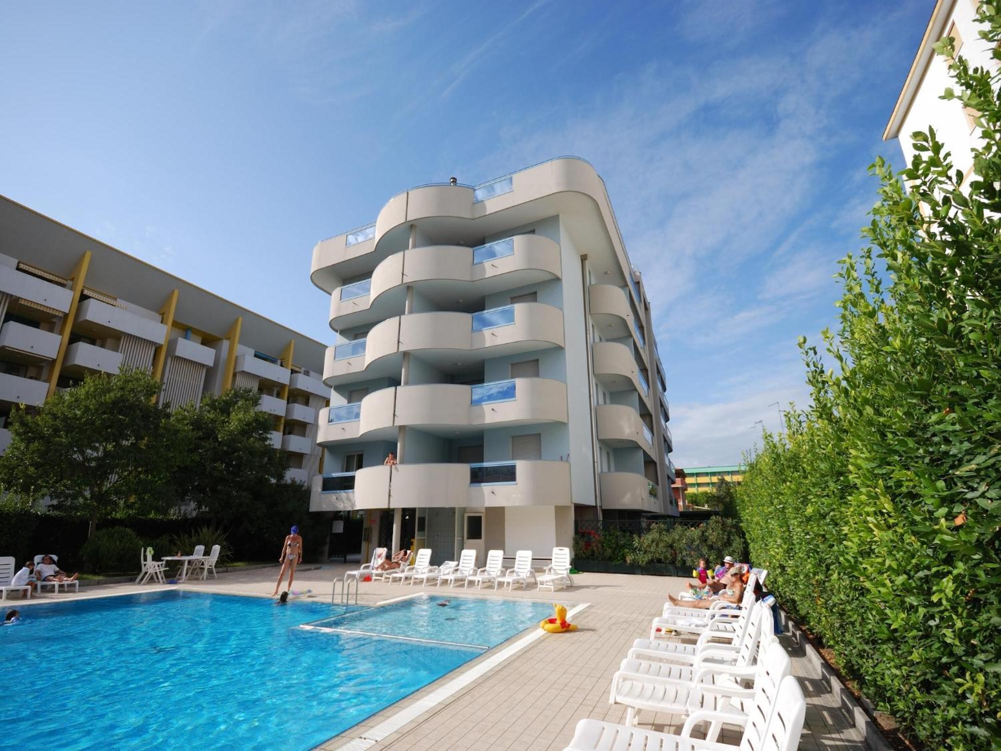 Apartment In Bibione Spiaggia Near The Beach エクステリア 写真